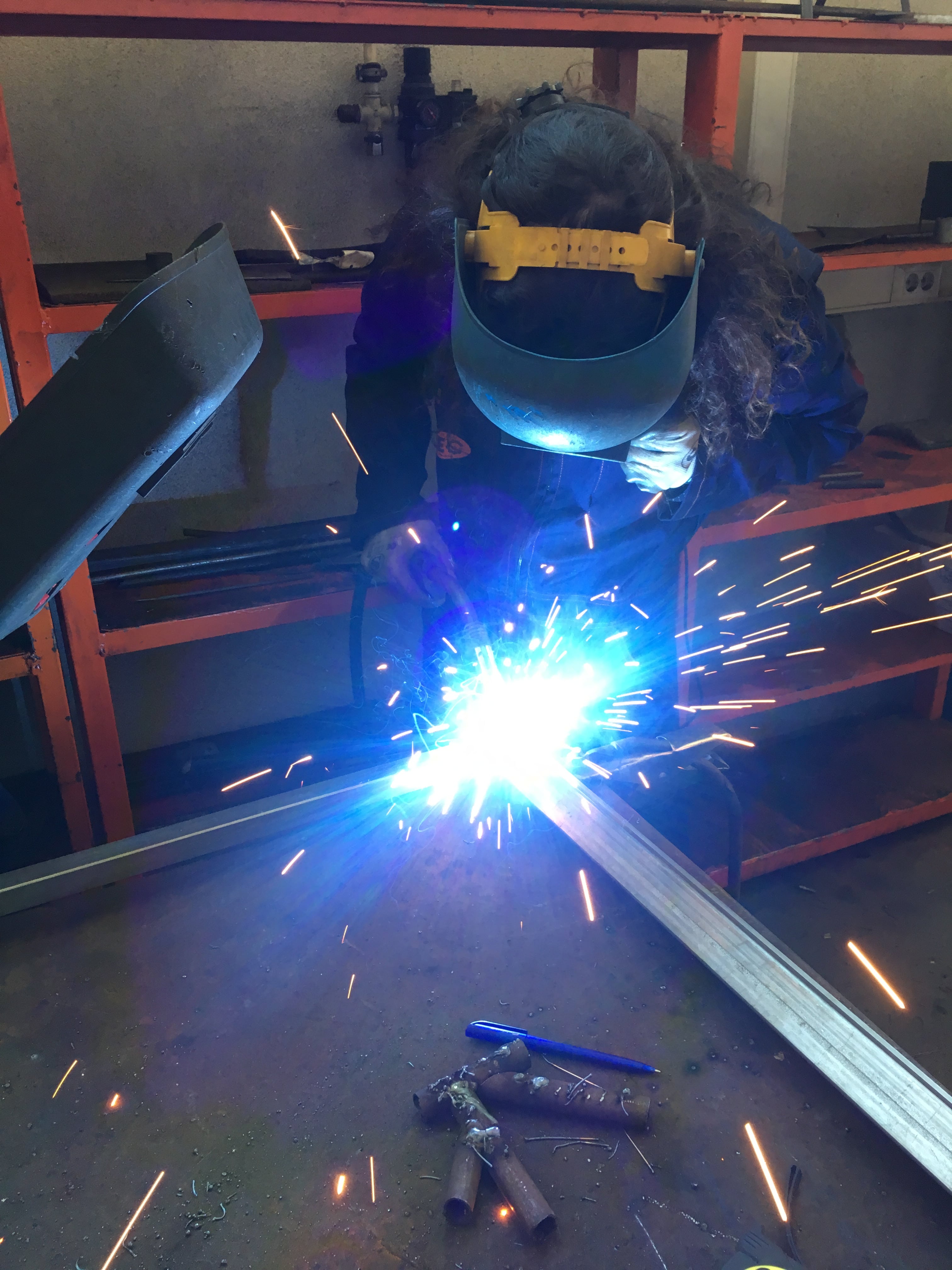 Welding station